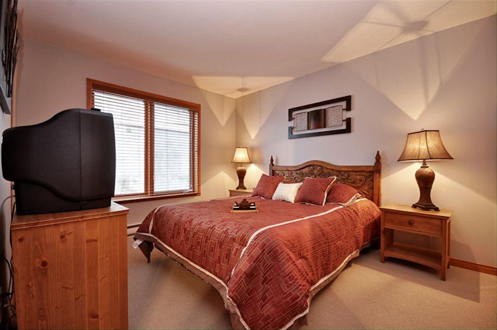 Les Haut Bois Condominiums - Tremblant Sunstar Монт-Тремблант Екстериор снимка