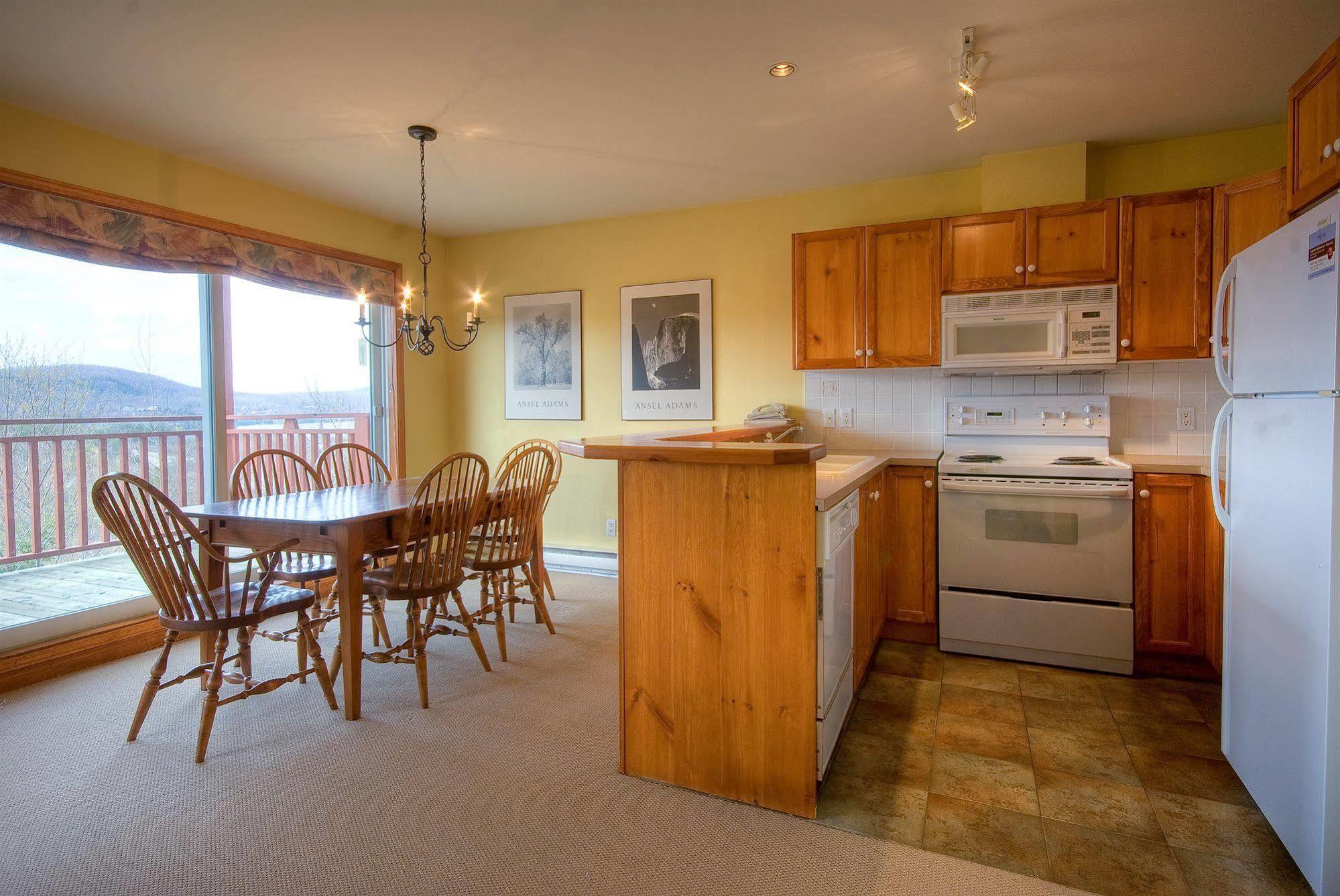 Les Haut Bois Condominiums - Tremblant Sunstar Монт-Тремблант Екстериор снимка